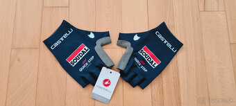 Quick-Step (dres + doplnky) - originál - 3