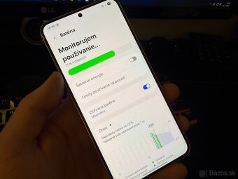 Samsung Galaxy S22 - Biely, 128GB - 3