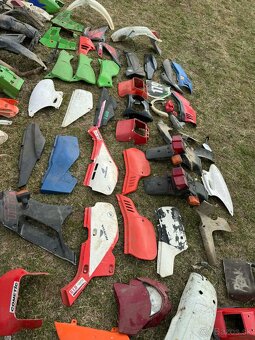 Predám plasty na moto - 3