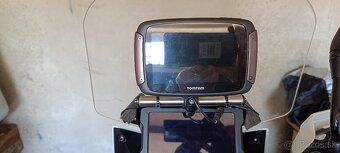 Honda Africa Twin 1100 - 3