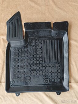 Kvalitné nové gumové rohože REZAW PLAST NISSAN - 3