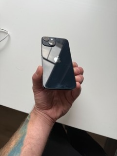 iPhone 14 – 128 GB – Čierny – Viditeľné opotrebenie - 3