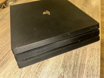 Ps4 Pro 2xjoysticks 3xhry - 3