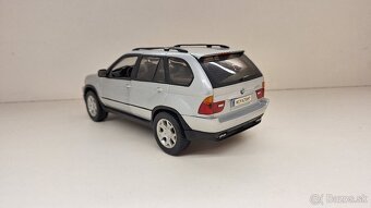 1:18 BMW X5 - 3