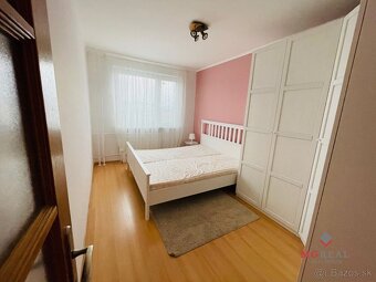 Na predaj 3-izbový veľkometrážny byt – Partizánske, 77 m² + - 3