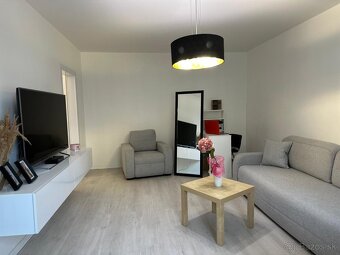Prenájom 1. Izbový byt/ RENT 1. Room apartment - 3
