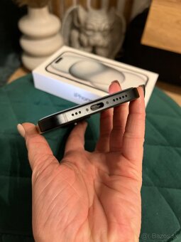 Apple  - iPhone 15 (v záruke) 128GB - 3