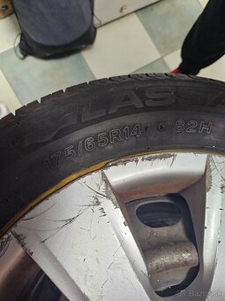 Letné pneumatiky 175/65 R14 na plechových diskoch - 3