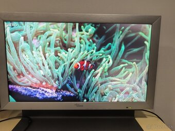Predám 32" LCD televízor Fujitsu Siemens - 3
