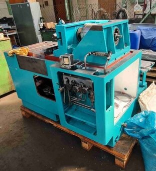 Válcovačka závitů UPW 12,5 po GO - 3