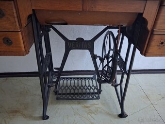 šijací stroj Veritas - 3