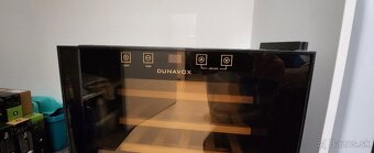 Vinoteka Dunavox DXFH 20.62 - 3