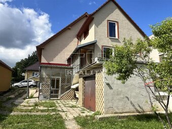 Znížená cena. Na predaj rodinný dom s obrovským... - 3