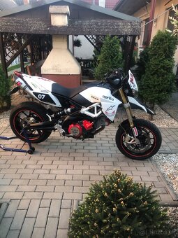Aprilia dorsoduro 750 - 3