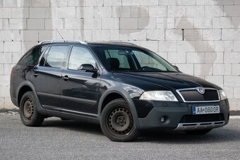 Škoda Octavia Combi 2.0 TDI 4x4 Scout - 3