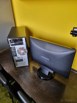 Stolný Počítač + monitor - 3