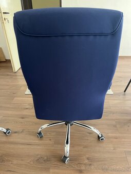 Uplne nove 2 nastavitelne pevne kresla - 3