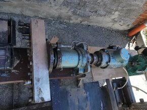 Stôl viacúčelový na vŕtanie a brúsenie - 3