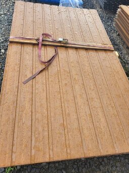 Trapezovy plechy T07 Zlaty dub lesklý,matný /Tmavý Dub,matny - 3