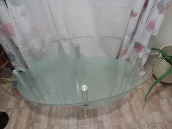 Konferenčný stolik - 3