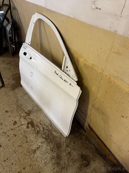 Mercedes C klassa w205 2014- pravé predné dvere - 3