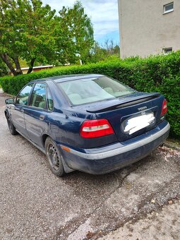 Predám Volvo S40 1.6i - 3