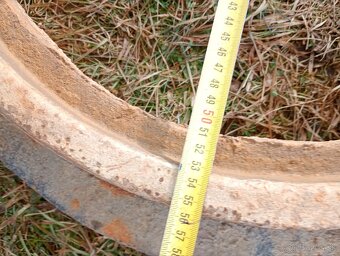 Liatinový kanalizačny poklop - 3