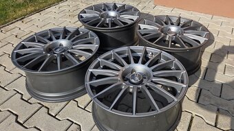 Oz Racing Superturismo LM - 3