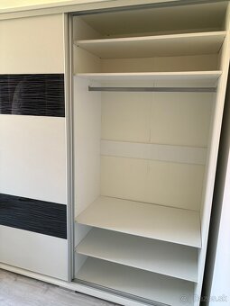 Šatníková skriňa - 3