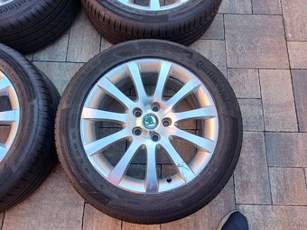 hlinikové disky orig.Skoda Yeti--7Jx17-ET-45---5x112 - 3
