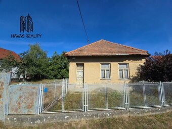 Na predaj dom s veľkým stavebným pozemkom 2148 m2 - 3