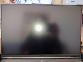 LENOVO Legion 7 - 3