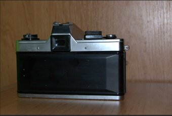 Praktica MTL3 je 35mm jednooká zrkadlovka vyrábaná v rokoch - 3