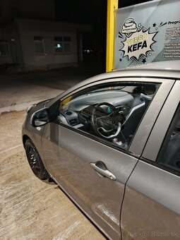 Kia picanto 1.0 51kw - 3