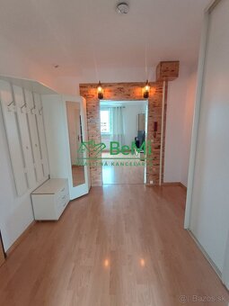 Na predaj 3-izbový byt, 70 m² – Prievidza - 3