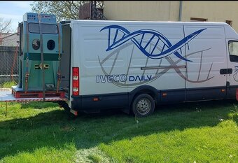 Zadné dvere Iveco Daily - 3