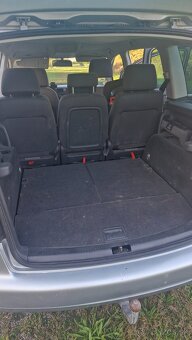 Volkswagen Touran - 3