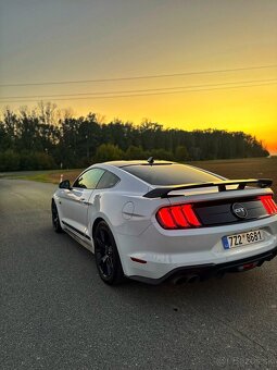 2021 FORD MUSTANG GT 5.0 V8 331 KW - EDICE 55. VÝROČÍ - 3