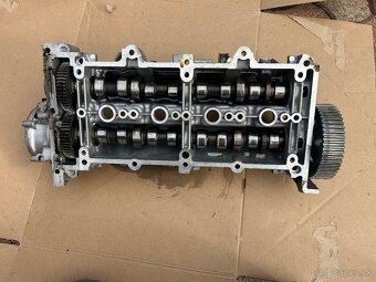 Predám hornú hlavu valcov , vačkové hriadele Fiat Ducato 2,2 - 3