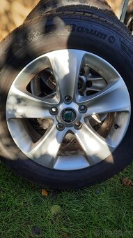 alu disky Škoda R16 + zimne Barum Polaris 215/60R16 - 3