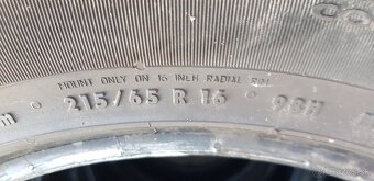 Pneu 215/65 R16 - 3