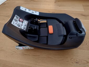 Vajíčko Cybex Aton 5 spolu s isofixom Base 2-Fix - 3