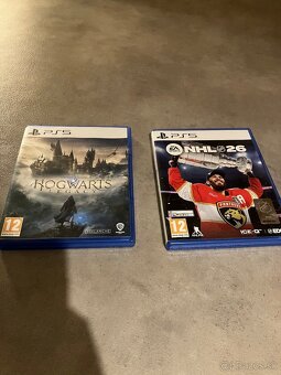 Predám Playstation 5 667gb + hry a ovládače - 3