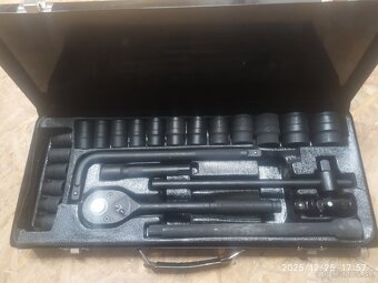 Gola sada kovana - 3