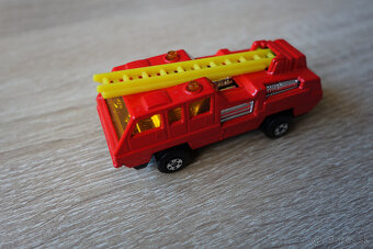 Matchbox Superfast No. 22 Blaze Buster - 3