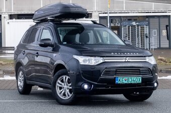 Mitsubishi Outlander 2.0 PHEV 4WD (2013) - 3