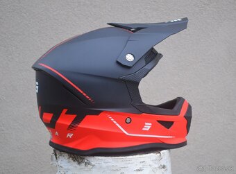 Prilba červeno čierna mat shot - 3