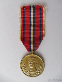 Medaila M.R.Štefánik na stuhe - 3
