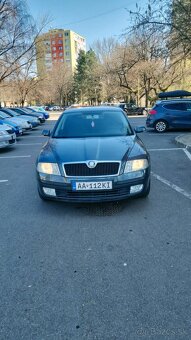 Škoda Oktavia 2 1.6.benzin - 3
