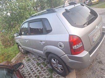 Hyundai Tucson 2.0 CRDI - 3